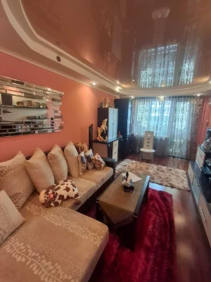 For sale: 3-room apartment, Jubileynyi district, independent heating!