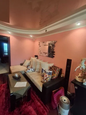 For sale: 3-room apartment, Jubileynyi district, independent heating!
