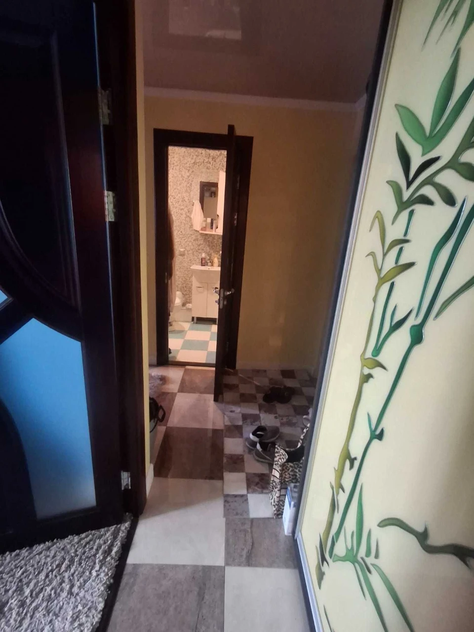 For sale: 3-room apartment, Jubileynyi district, independent heating!