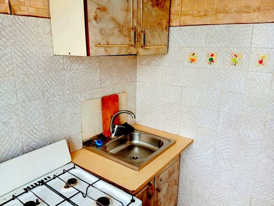 Apartment. Kryvyi Rih, Serhyi Gladush St. (Karbyshev St.)