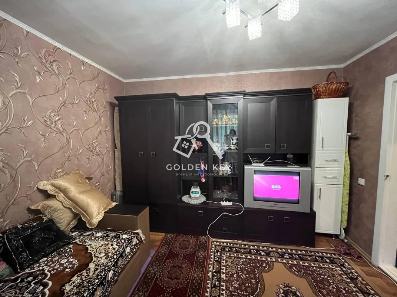 Продаж 1-комнатной квартиры рядом с ЖК "Эдельвейс"