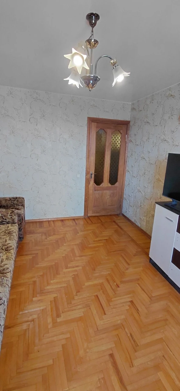Продаж 3-кімнатній квартири в центрі