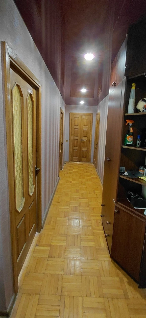 Продаж 3-кімнатній квартири в центрі