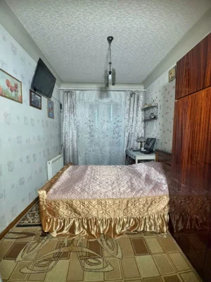 Продам квартиру  2к.кв. на Универмаге с АВТОНОМКОЙ.