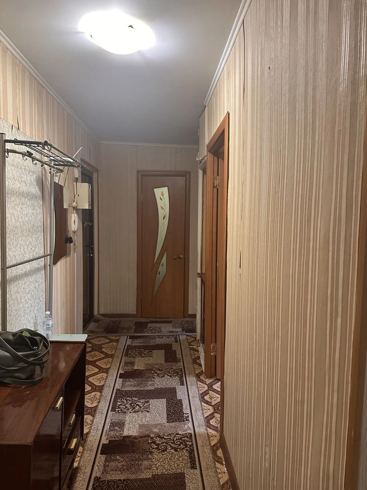 Продажа 3-комн. квартиры на Зарічному.