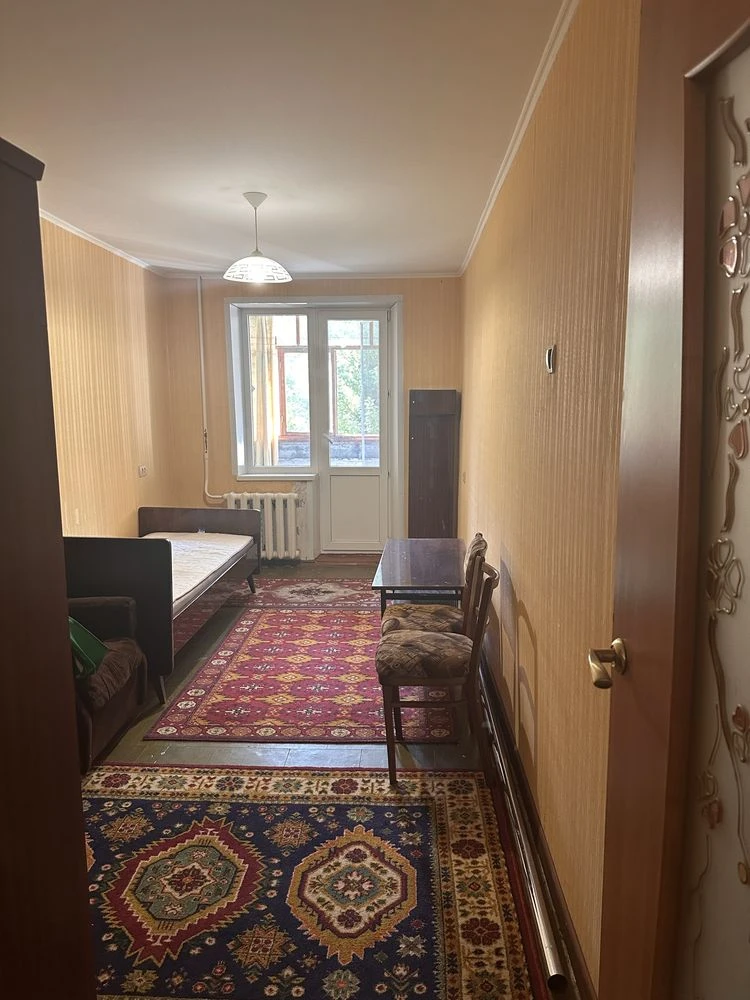 Продажа 3-комн. квартиры на Зарічному.
