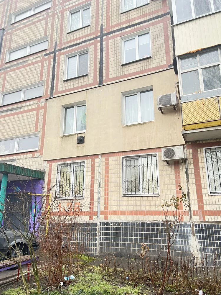 Продажа 3-комнатной квартиры с автономным отоплением на Зарячной