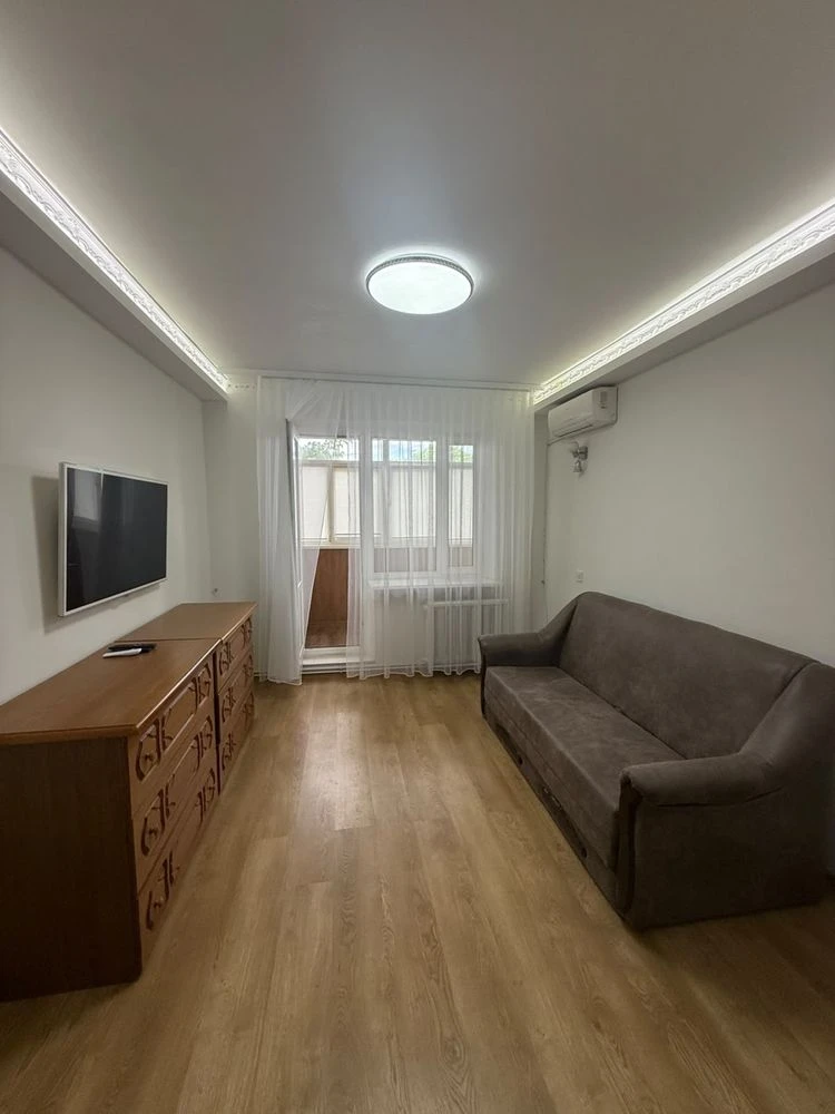 Продажа 3-комнатной квартиры, 72,1 м.кв, в чешском стиле с автономным отоплением