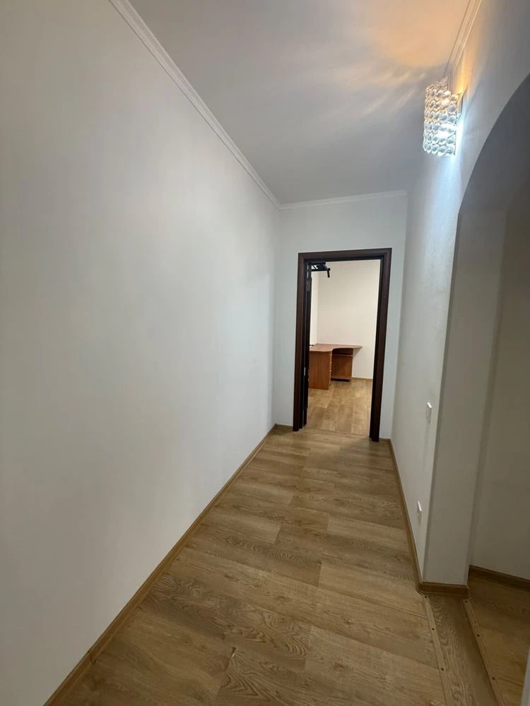Продажа 3-комнатной квартиры, 72,1 м.кв, в чешском стиле с автономным отоплением