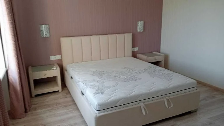 Продається трикімнатна квартира в Центральному районі