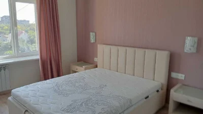 Продається трикімнатна квартира в Центральному районі