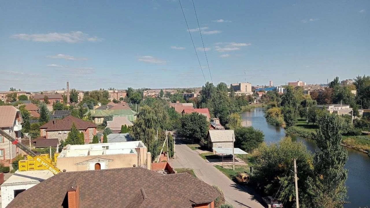 Продається трикімнатна квартира в Центральному районі