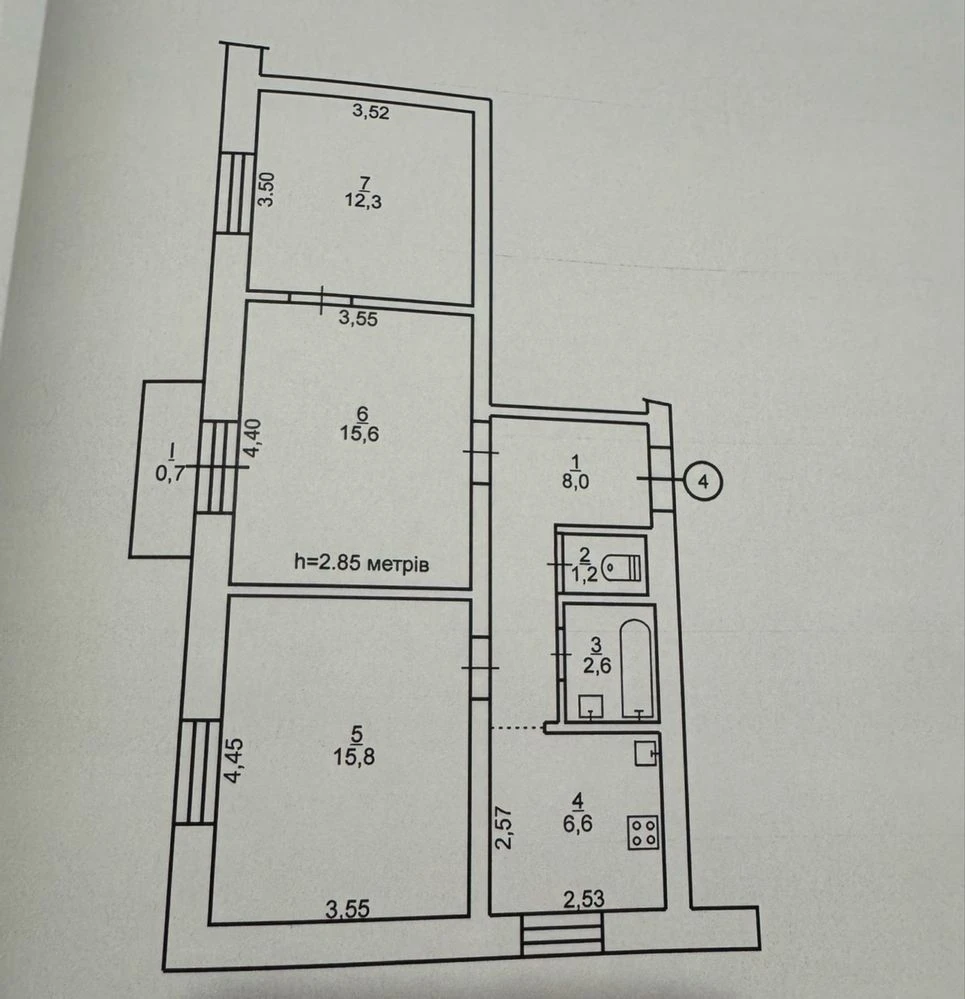 3 room apartment on Tvorcheskaya Street.