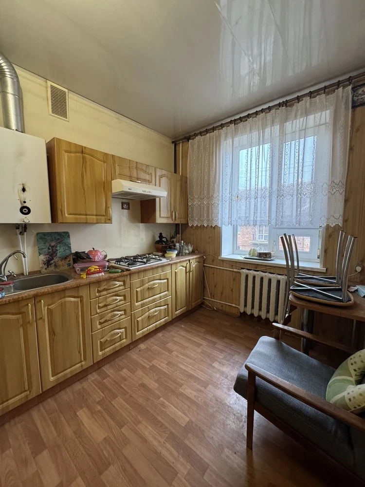 3 room apartment on Tvorcheskaya Street.