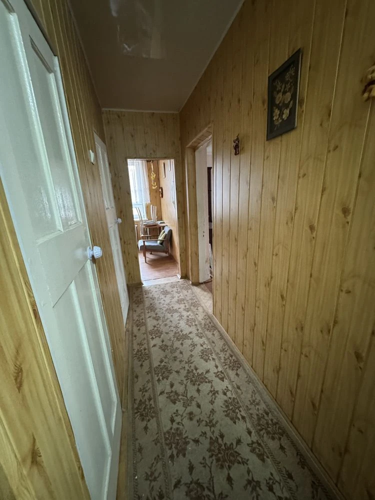 3 room apartment on Tvorcheskaya Street.