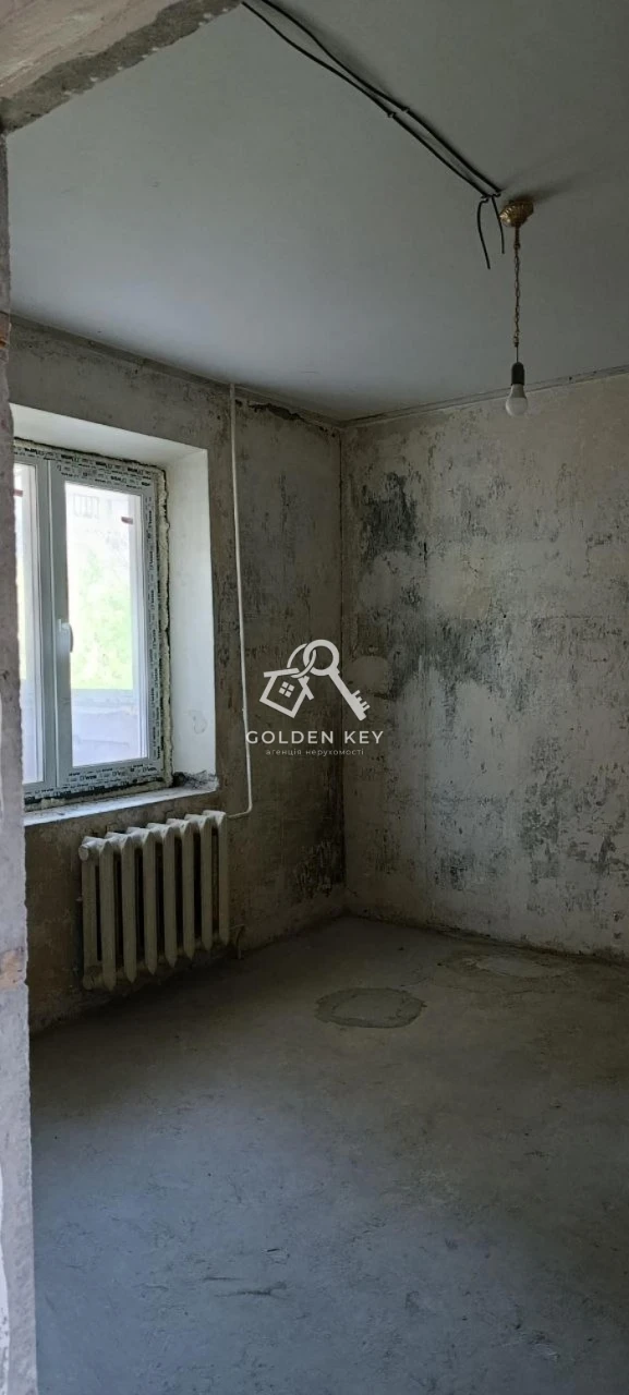 Продаж 4-кімнатній квартири, 173 квартал