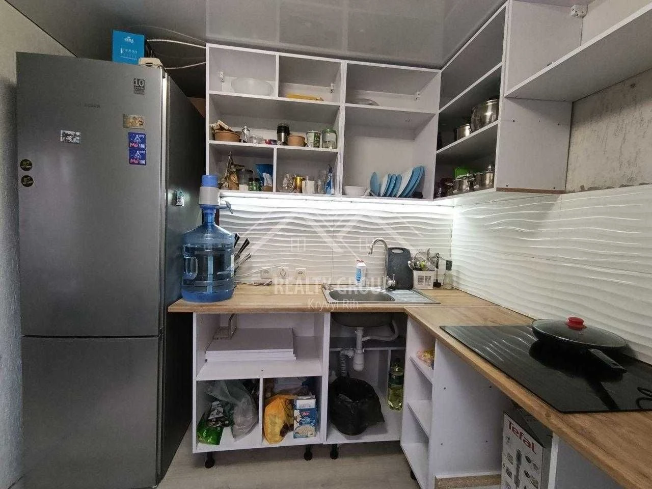 Продаж 2-кімнатній квартири на 97-му секторі (Сертифікат) Торг