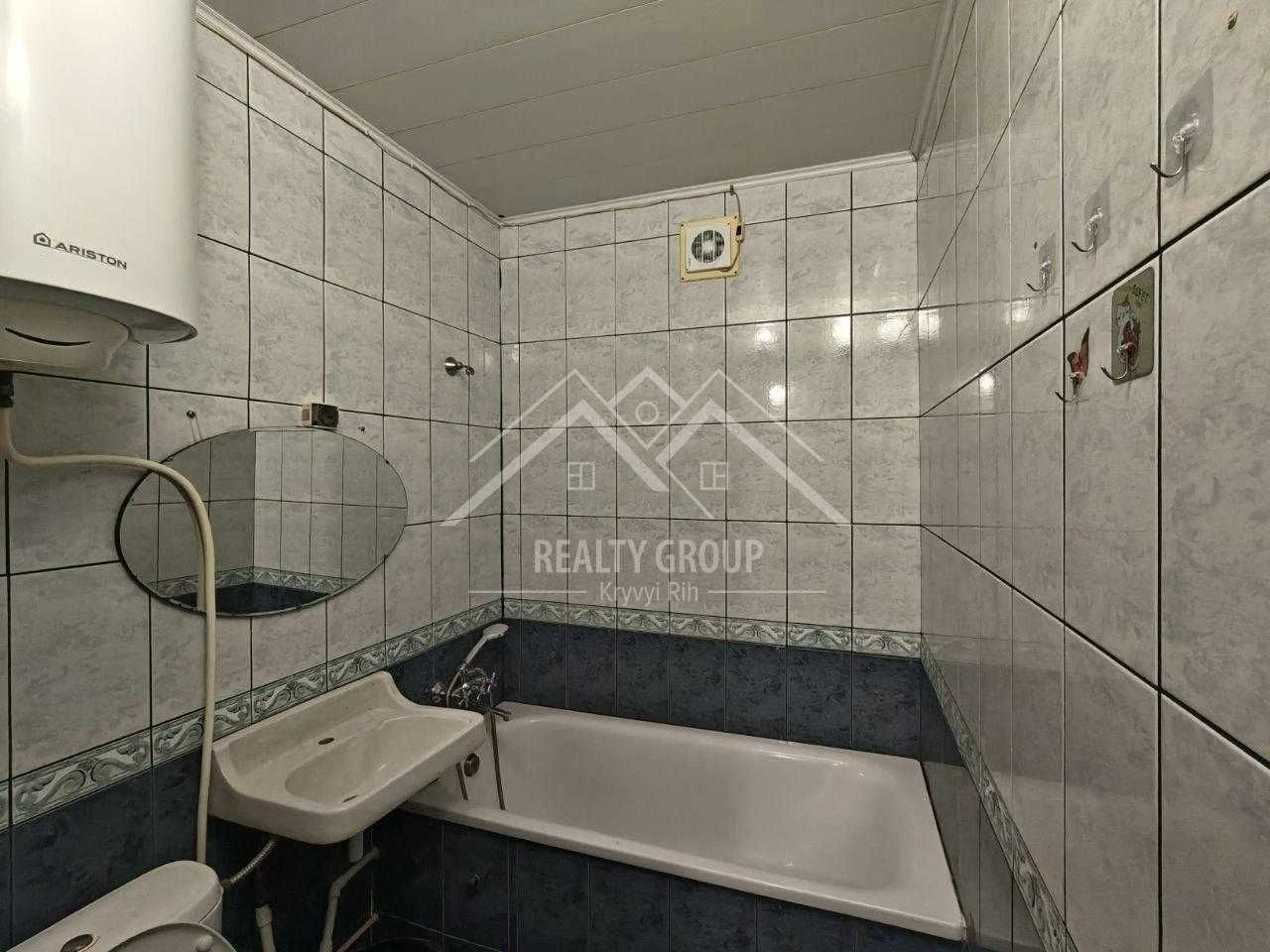 Sale of a 3-room apartment, Автовокзал (Героев АТО).