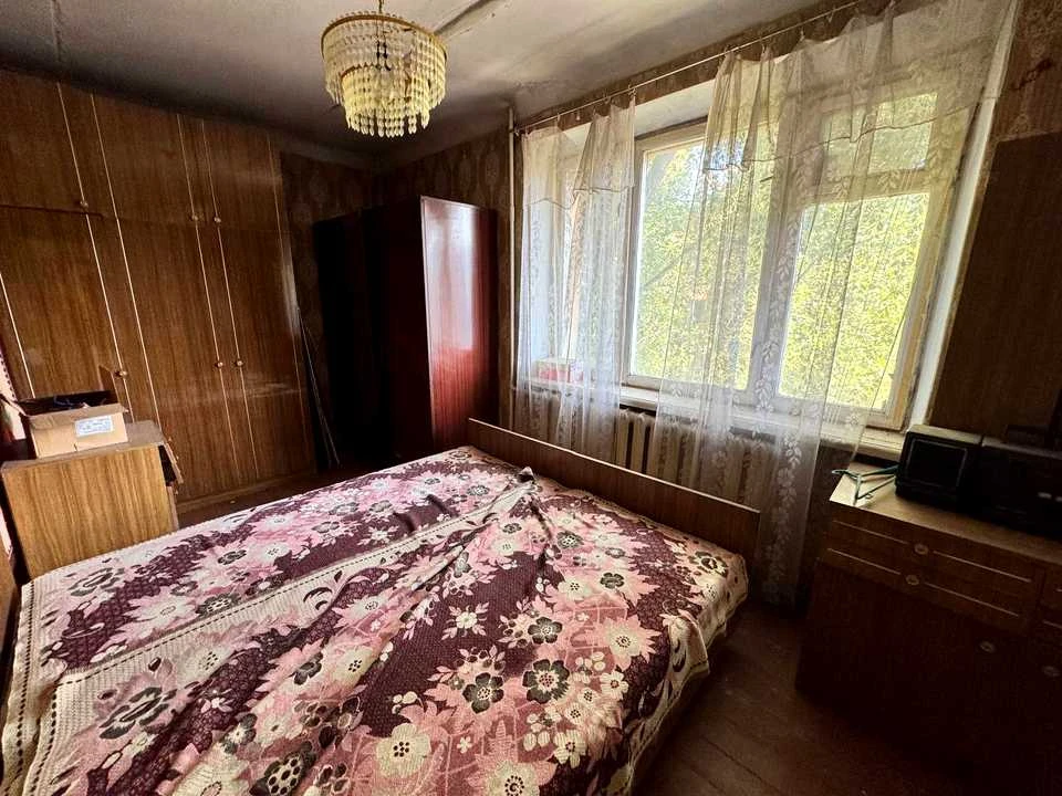 Apartment. Eduard Fuchs Street, Krivoi Rog