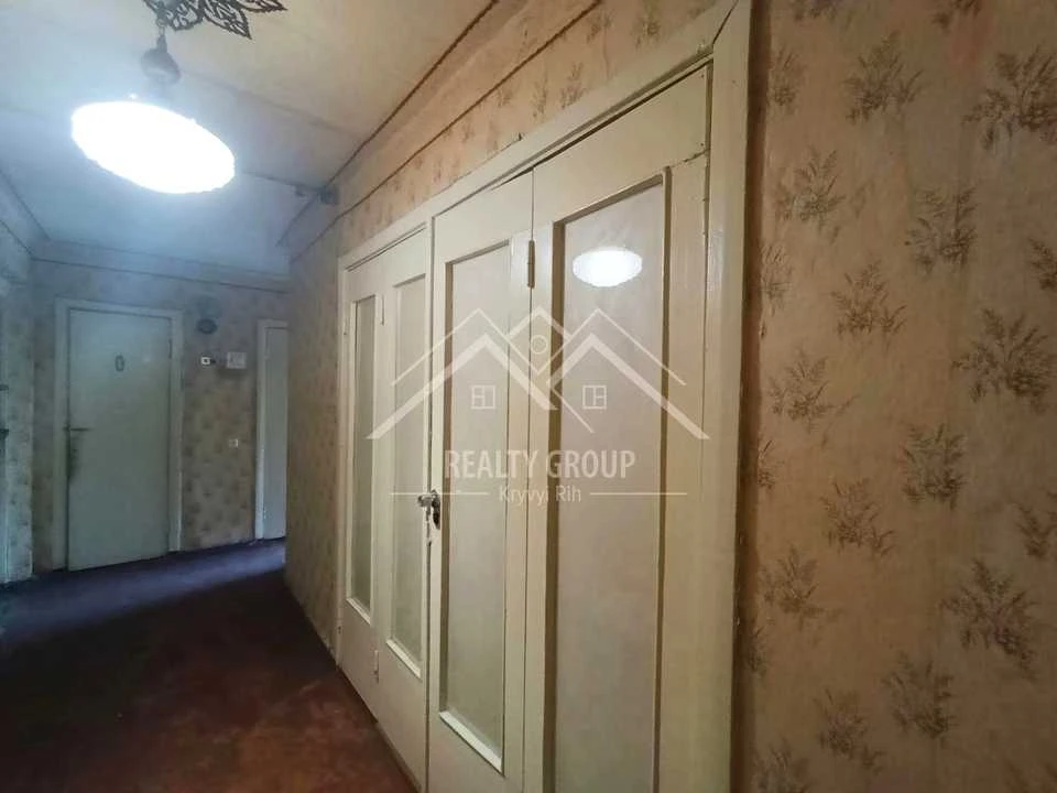 Apartment. Kryvy Rih, Zarynoye 7