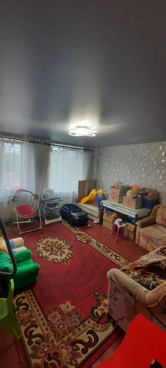 3-кімнатна квартира-студія в районі Фрунзе