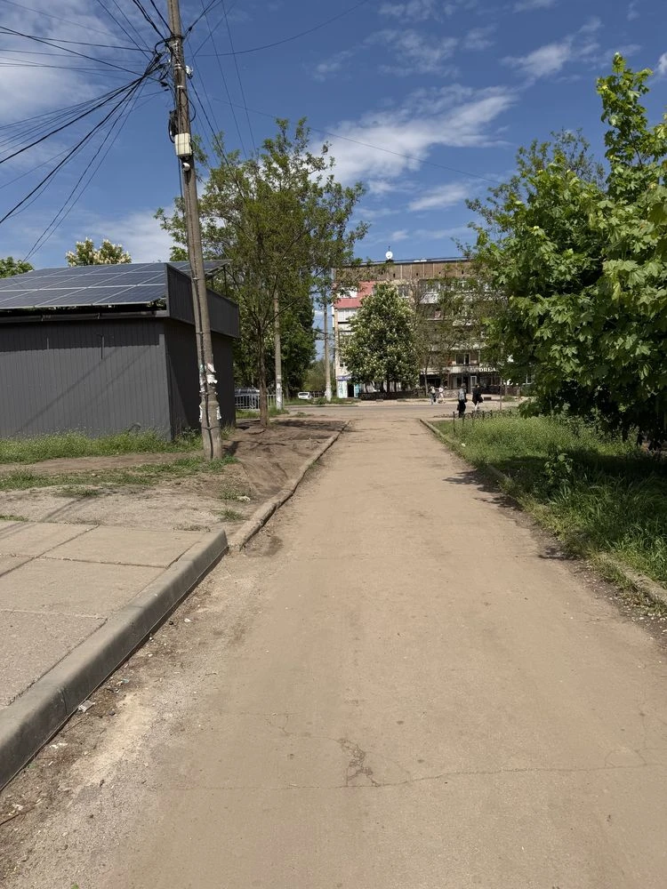 Продается 2-комнатная квартира на улице Федора Караманицкого.