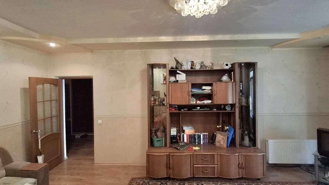Spacious and warm 3-room apartment in the Central City district