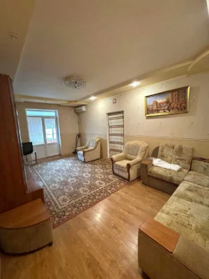 Spacious and warm 3-room apartment in the Central City district