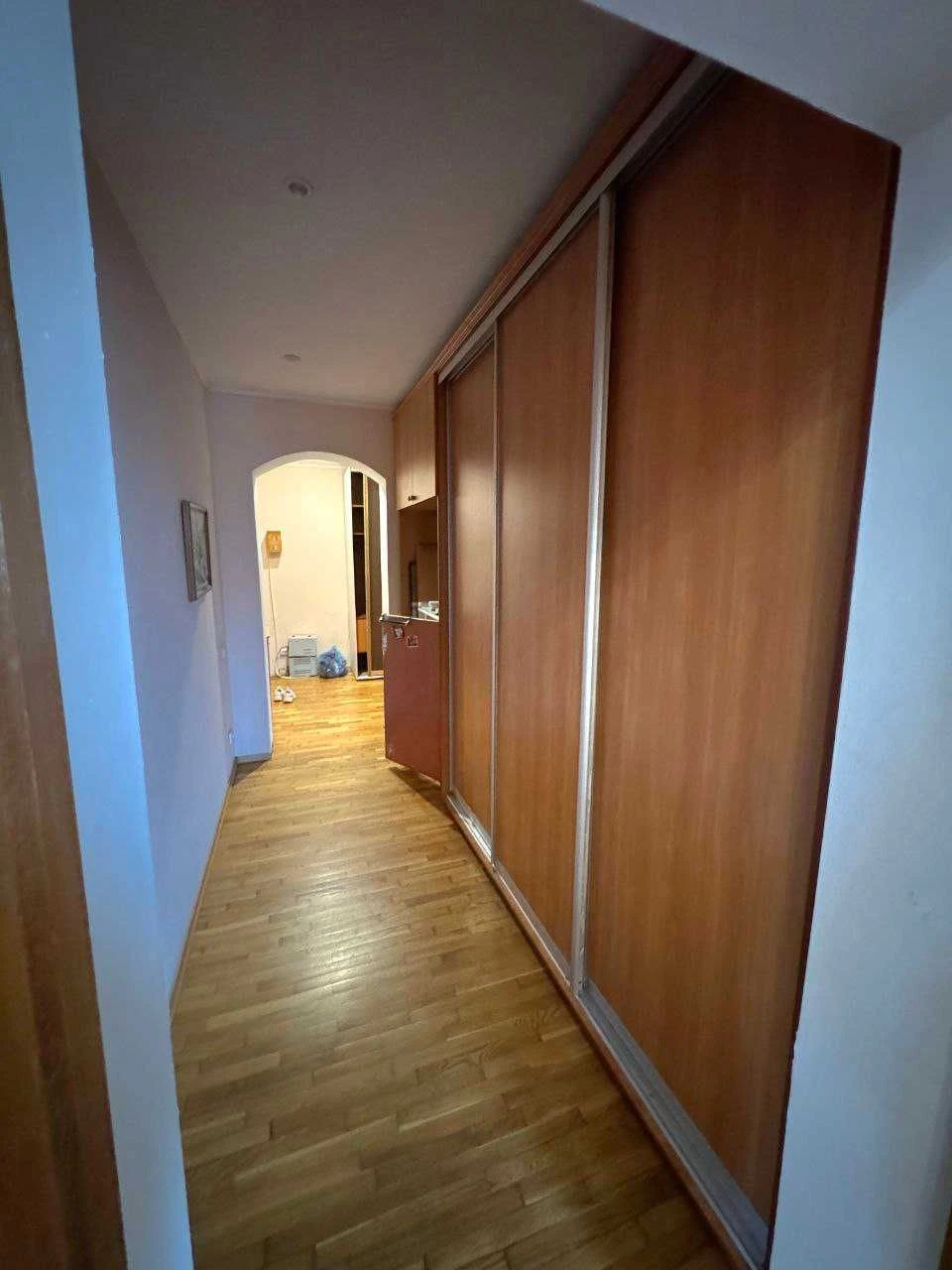 Spacious and warm 3-room apartment in the Central City district