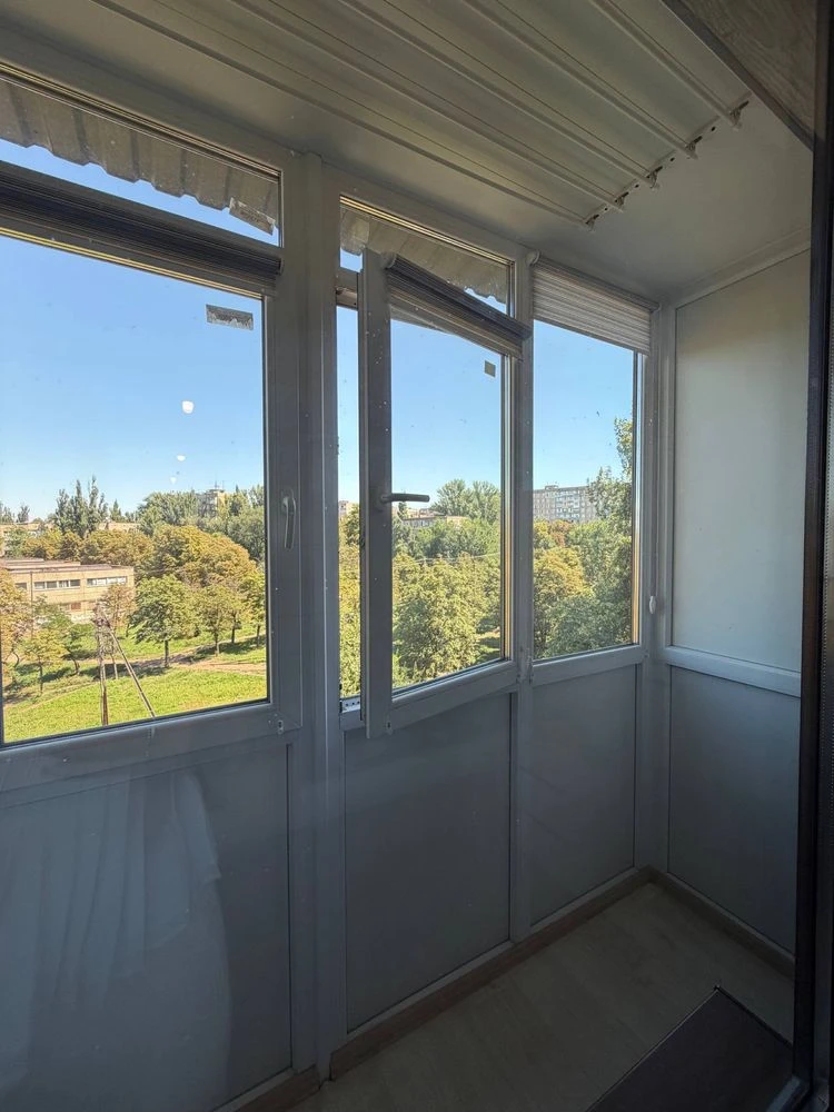 Sale of a 3-room apartment, Yuvileyna Street, Pokrovska Street, 25