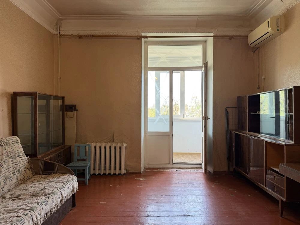 Продаж 2-кімнатної квартири, вул. Вадима Гурова, 11