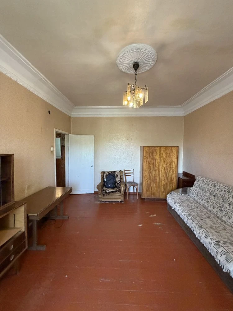 Продаж 2-кімнатної квартири, вул. Вадима Гурова, 11