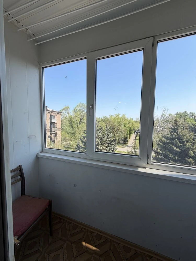 Продаж 2-кімнатної квартири, вул. Вадима Гурова, 11