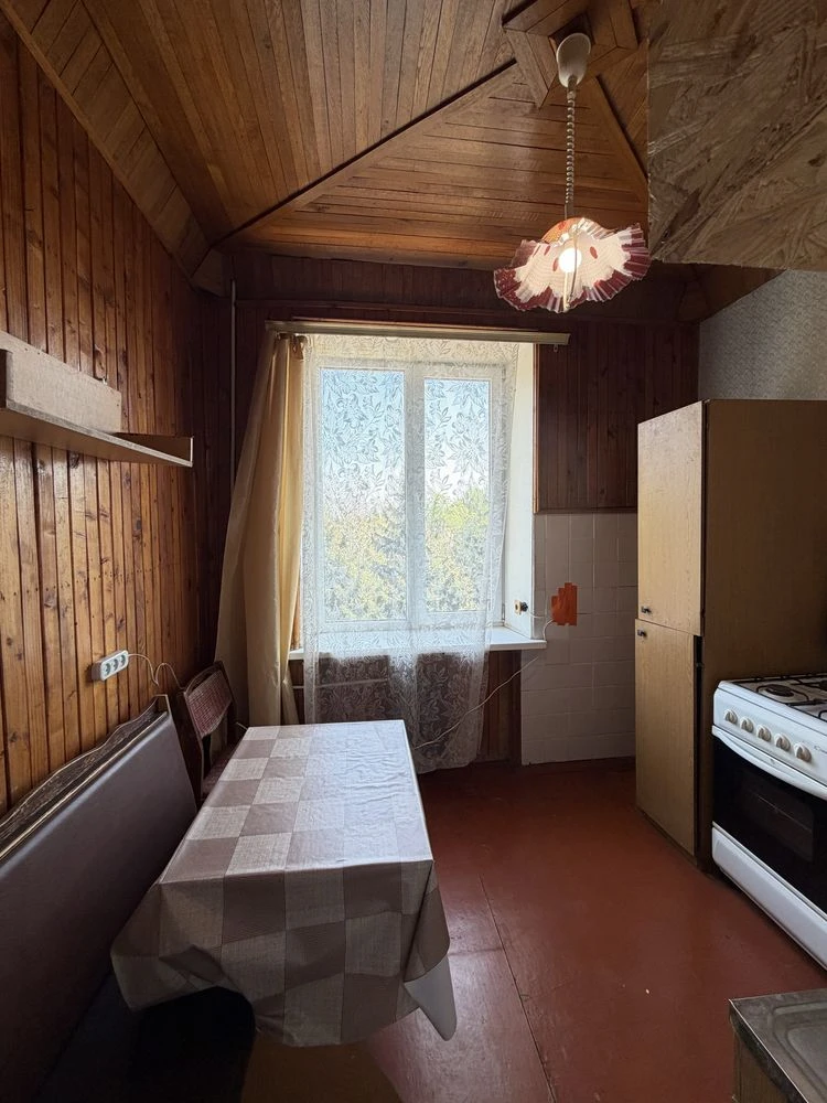 Продаж 2-кімнатної квартири, вул. Вадима Гурова, 11