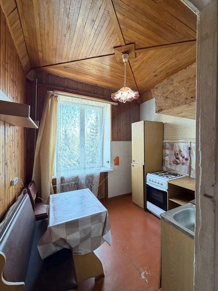 Продаж 2-кімнатної квартири, вул. Вадима Гурова, 11