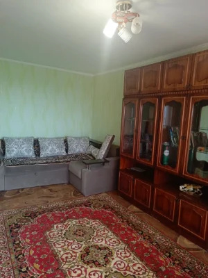Продаётся 3 х ком Днепр Шоссе дом 54