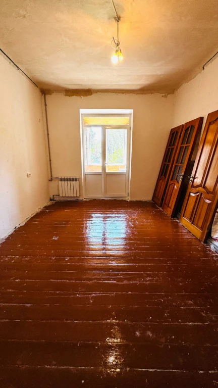 Продається 2-кімнатна квартира на Січеславській, вулиця Піонері