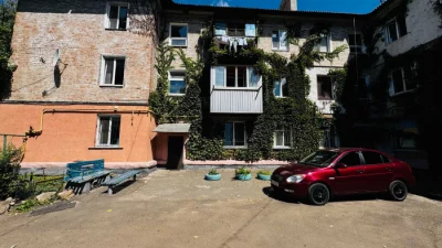 Продається 2-кімнатна квартира на Січеславській, вулиця Піонері