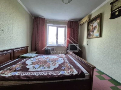 Продаж 3-кімнатній квартири в мікрорайоні 5й Зарічний