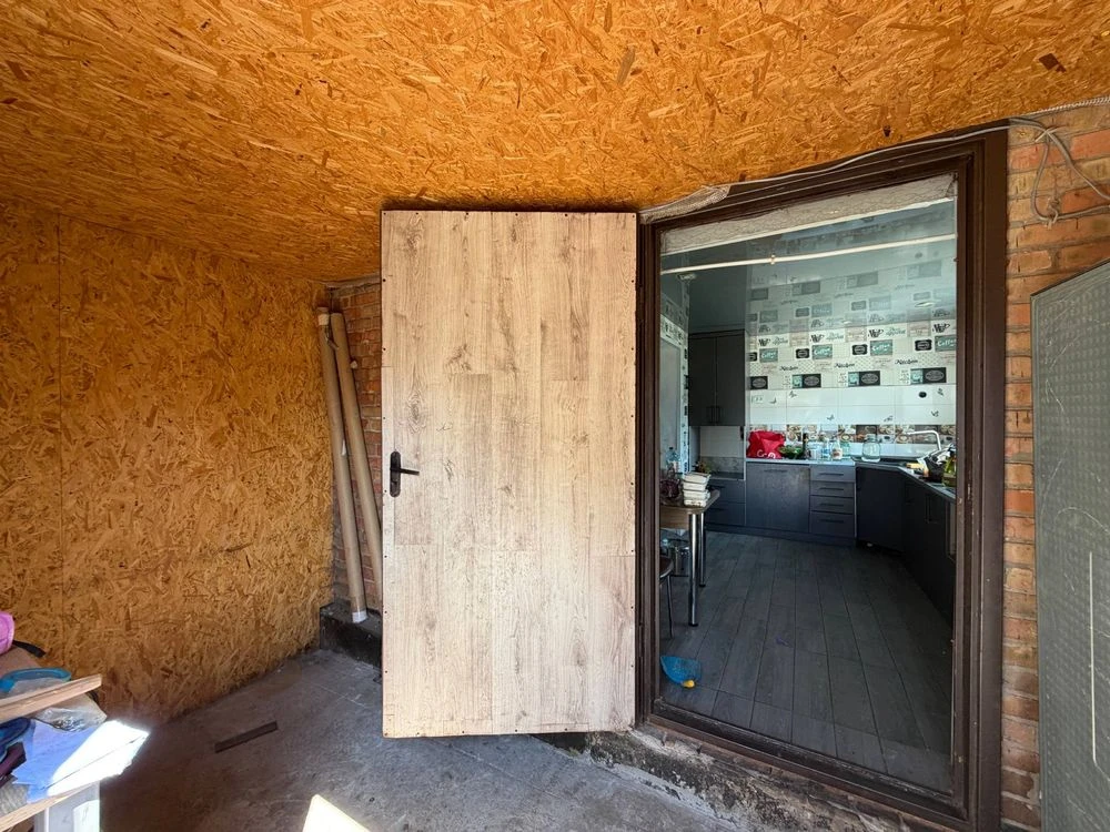 Sale of a 4-room house, Vodospadna (Tuvan), 18, Kryvyi Rih
