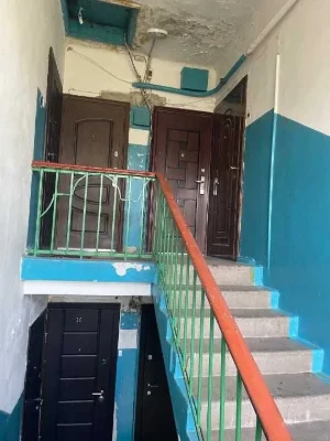 Sale of 1/2 share of an apartment