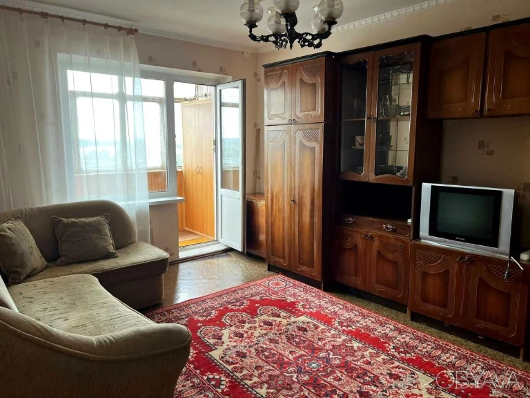 1 room apartment, Bazhana Ave., 5th floor
