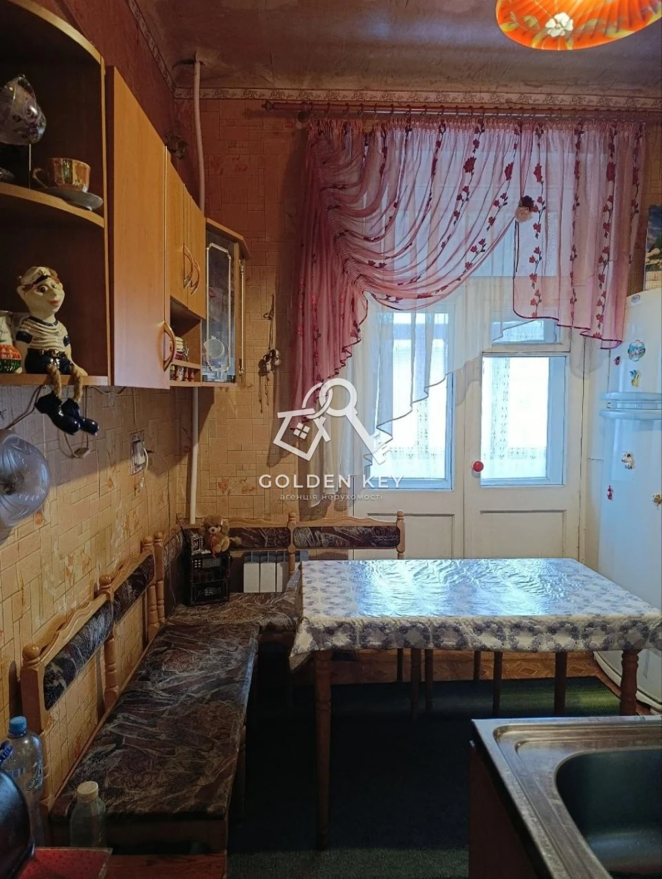 Продаж 3-кімнатного старого плану