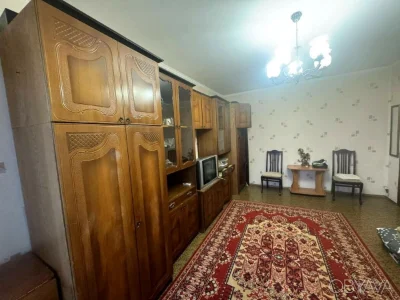 1 room apartment, Bazhana Ave., 5th floor