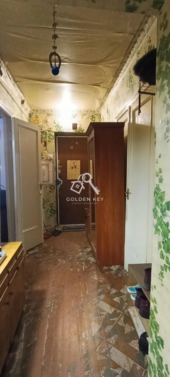 Продаж 3-кімнатного старого плану