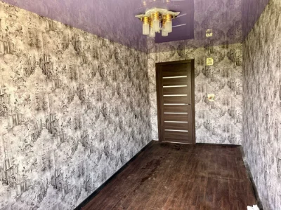 Продається 3-кімнатна квартира, Ватутіна 52 (Свитанок; 129 кв. м.; 20 кв. м.)