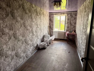 Продається 3-кімнатна квартира, Ватутіна 52 (Свитанок; 129 кв. м.; 20 кв. м.)