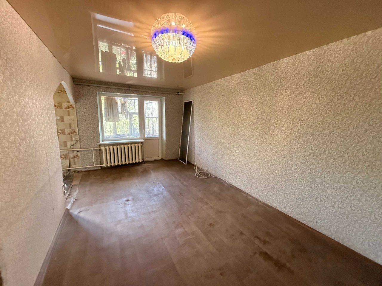 Продається 3-кімнатна квартира, Ватутіна 52 (Свитанок; 129 кв. м.; 20 кв. м.)