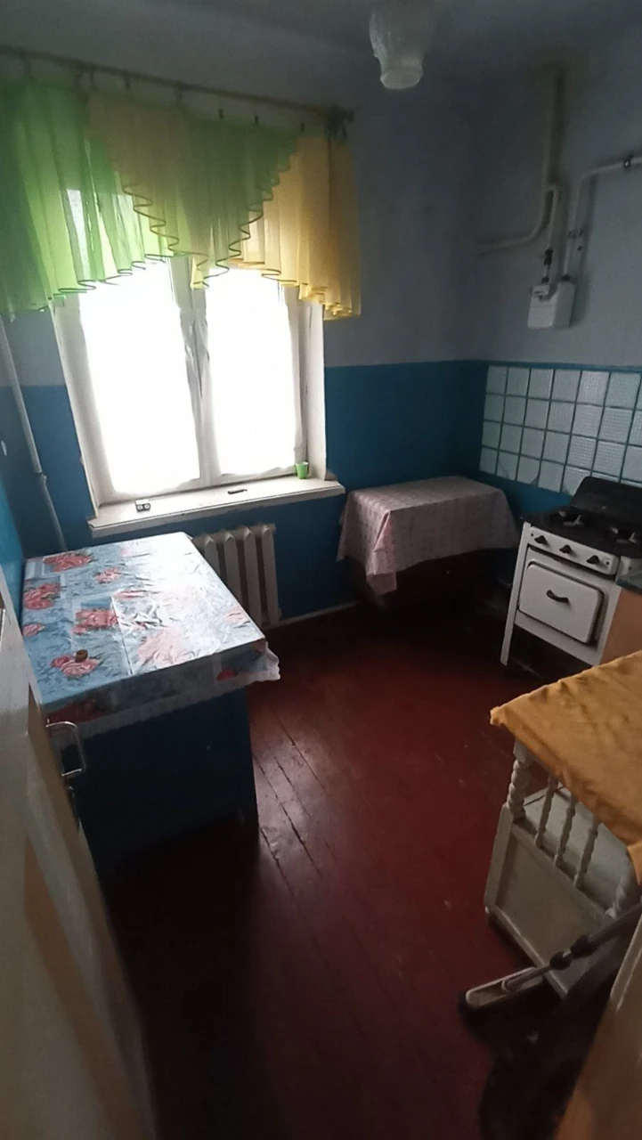 Smychka 1/2 floor Good residential with furniture