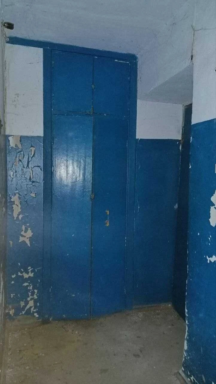 Продається 2-кімнатна квартира на Дніпровському шосе